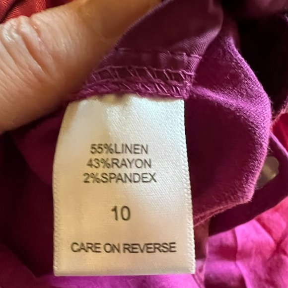 New York & Company Raspberry Linen Stretch Shorts - 10 - Picture 5 of 5